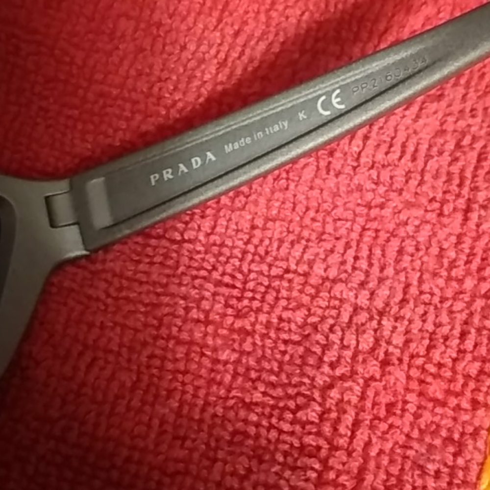 NEW KID'S PRADA SUNSHADE'S -Bonus Included PRADA SCARF UNISEX.. - Picture 8 of 16